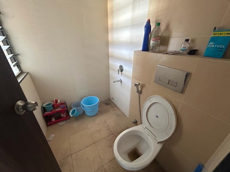 Bathroom, shapoorji-pallonji-joyville-hinjewadi 2 Bedroom 592 Sq.Ft. Apartment In Hinjewadi Pune 8619107