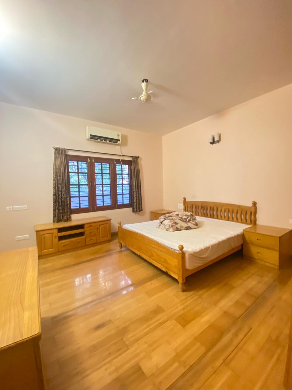 6+ BHK Villa For Rent in Maple Villa 