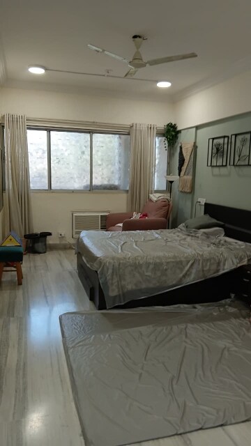 2 BHK Apartment For Rent in Amar Kunj Goregaon West, Goregaon West