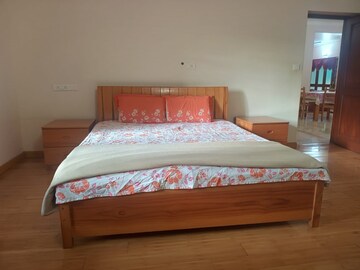 Bedroom in 6+ BHK Villa at Hebbal – for Rent
