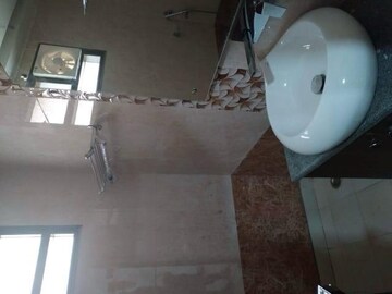 Bathroom in 1 RK Apartment at Greenwood City, Sector 40 – for Rent