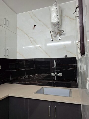 Furnished Amenities in 2 BHK Apartment at SPL Homes 5, Sector 46 – for Rent