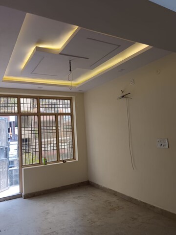 2 BHK Builder Floor For Sale in Shalimar Garden Extension ii