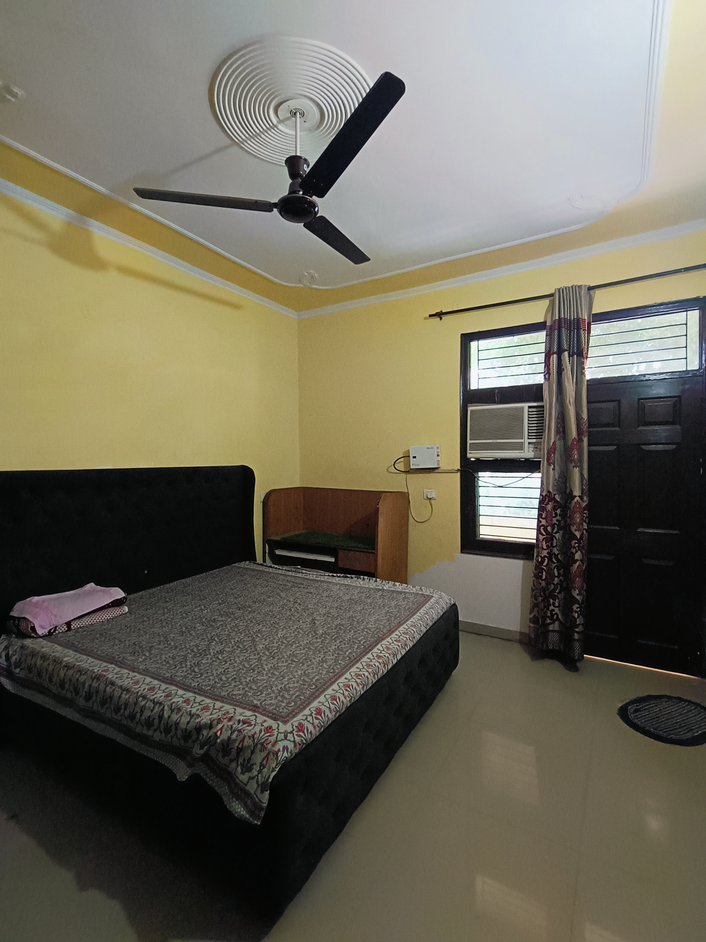 2 BHK Apartment For Rent in Sunny Enclave