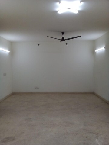 Room in 4 BHK Apartment at Emaar The Enclave, Sector 66 – for Rent