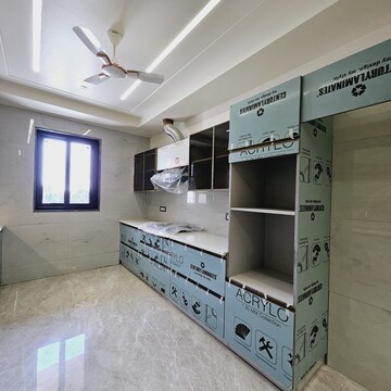 Living Room in 4 BHK Apartment at Sector 89 – for Rent
