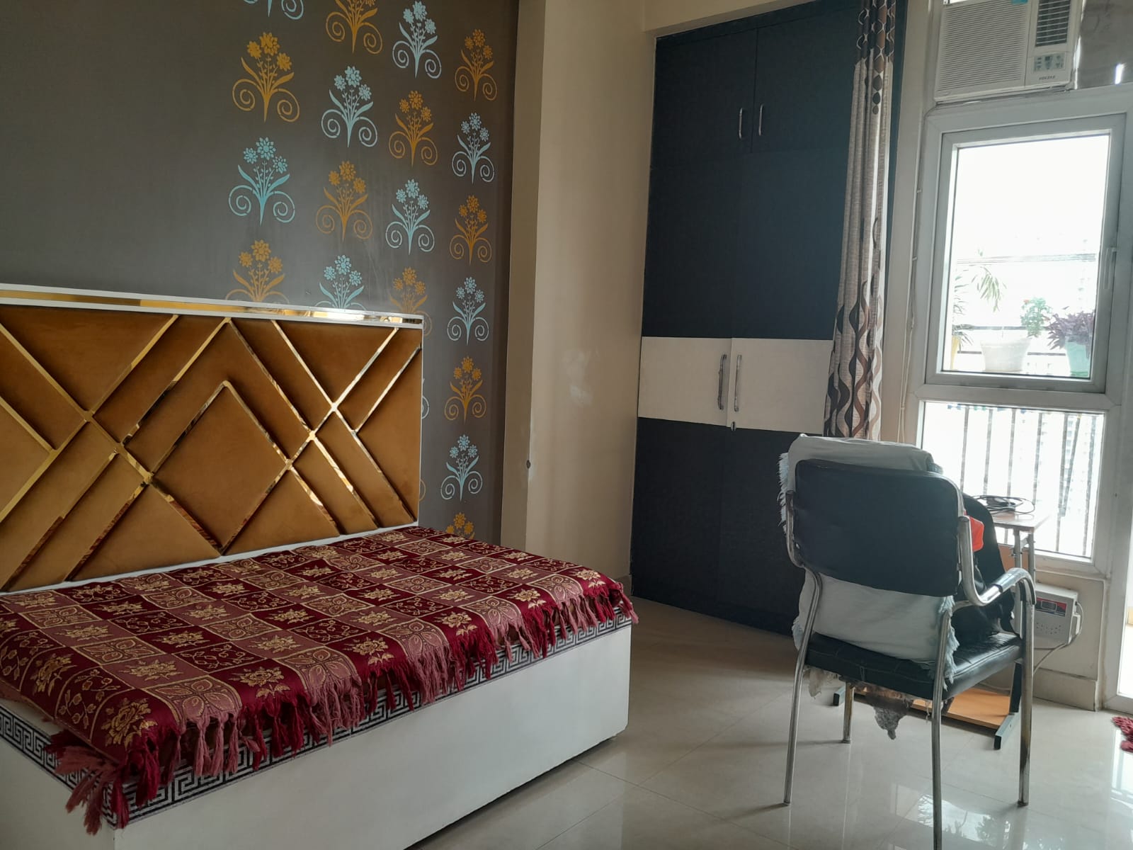 2 BHK 1230 Sq.Ft. Apartment in Mahagun Mascot