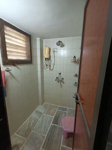  1 BHK Apartment at Sejal Park CHS Goregaon West, Goregaon West – for Rent