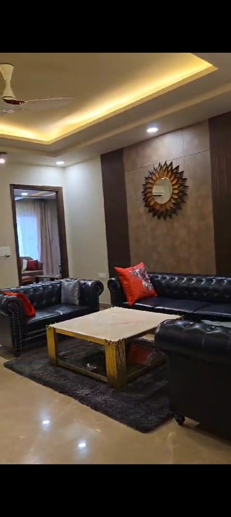 Living Room, parklands 4 Bedroom 401 Sq.Yd. Builder Floor In Sector 85 Faridabad 8619939