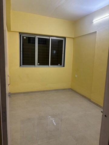 Room in 1 BHK Builder Floor at Jankalyan CHS Dahisar, Dahisar East – for Sale