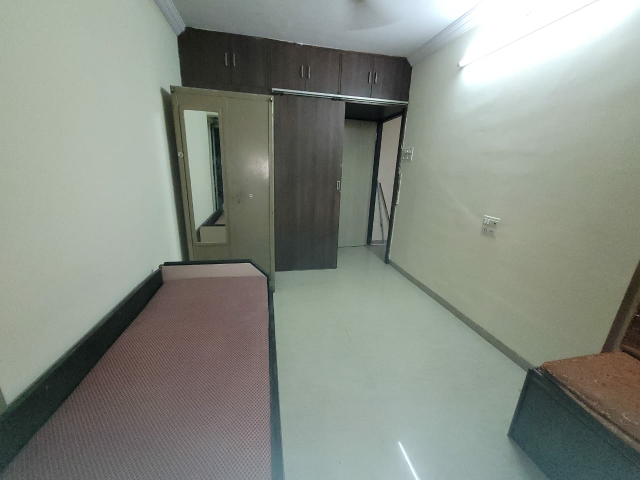 1 BHK + Pooja Room,Study Room Apartment For Rent in Rajnigandha CHS Dahisar East