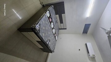 Furnished Amenities in 2 BHK Apartment at Ameya One, Sector 42 – for Rent