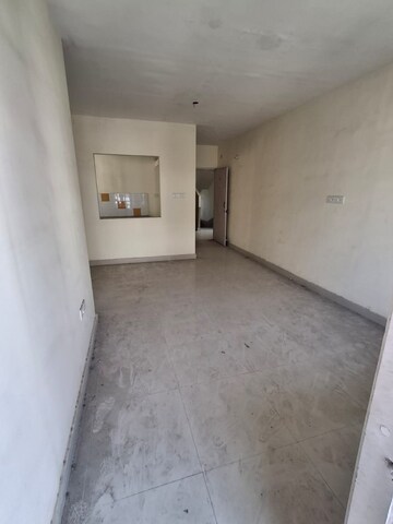 Room in 2 BHK Apartment at TATA Housing Aashiana, Mazgaon – for Sale