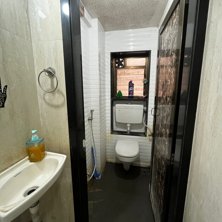 Bathroom, vasant-leela-complex 1 Bedroom 440 Sq.Ft. Apartment In Anu Nagar Thane 8620739