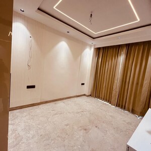 Bedroom in 3 BHK Builder Floor at BPTP Floors, Sector 70 – for Sale