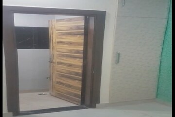 Room in 2 BHK Builder Floor at Vrindavan Garden – for Sale