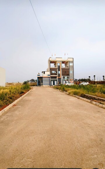  Plot – Exterior View View at Vidhan Sabha Marg - for Sale
