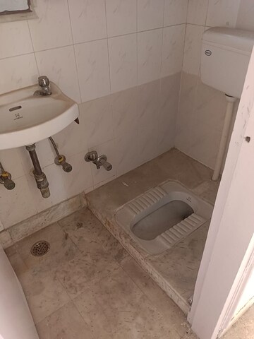 Bathroom in 3 BHK Apartment at Prangan Apartments, Sector 62 – for Rent