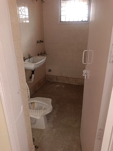 Bathroom in 3 BHK Apartment at Prangan Apartments, Sector 62 – for Rent
