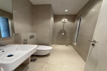 Bathroom in 3 BHK Apartment at Indiabulls Sky Forest, Lower Parel – for Rent