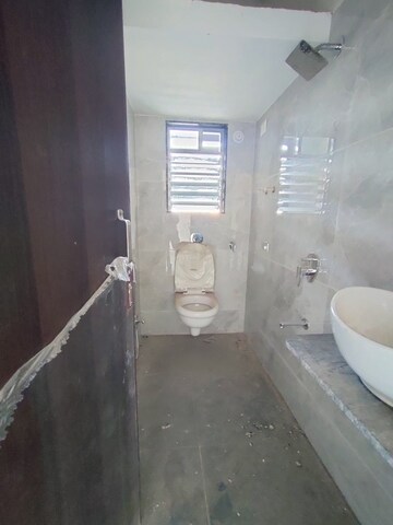 Bathroom in 1 BHK Apartment at Dombivli West – for Rent