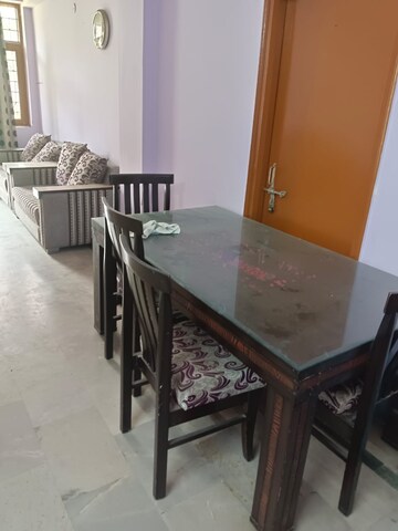 Living Room in 2 BHK Apartment at Lavanya Apartments, Sector 62 – for Rent