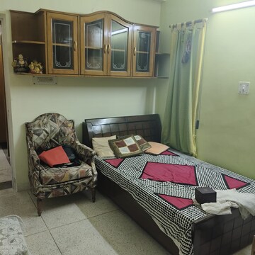 Bedroom in 3 BHK Apartment at Sector 4 Dwarka – for Rent