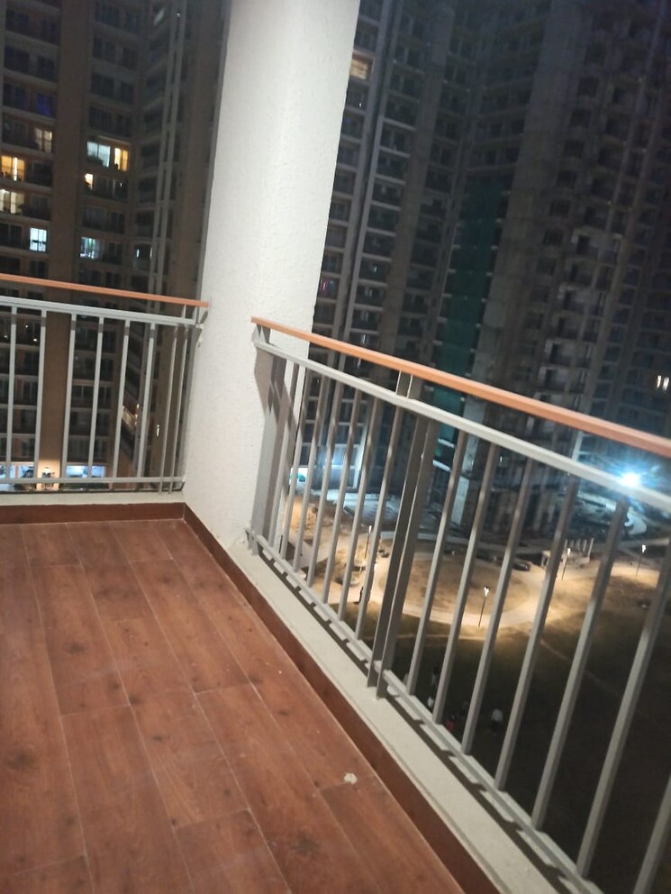 Balcony, omaxe-r2 3 Bedroom 1570 Sq.Ft. Apartment In Gomti Nagar Lucknow 8620935