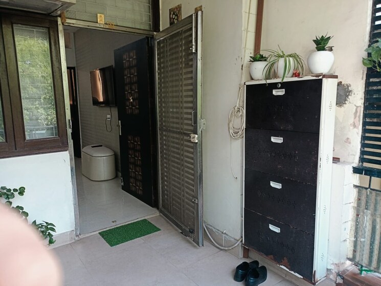 Other, lajpat nagar ii 2 Bedroom 1000 Sq.Ft. Builder Floor In Lajpat Nagar ii Delhi 8584115