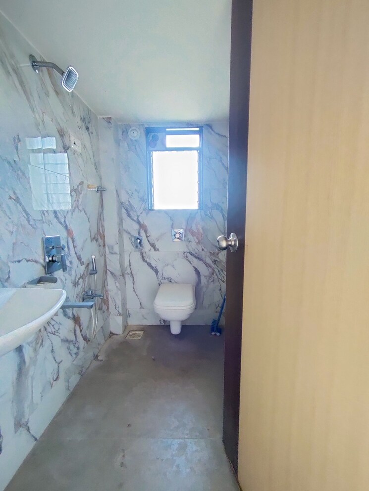 Bathroom, dombivli west 1 Bedroom 650 Sq.Ft. Apartment In Dombivli West Thane 8621117