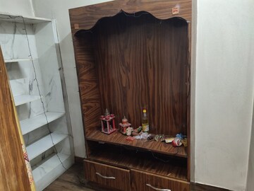 Furnished Amenities in 3 BHK Apartment at Sector 13 Dwarka – for Rent