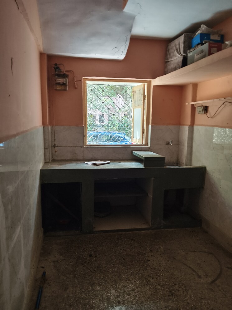 Kitchen, vile parle west 1 RK 300 Sq.Ft. Apartment In Vile Parle West Mumbai 8621275