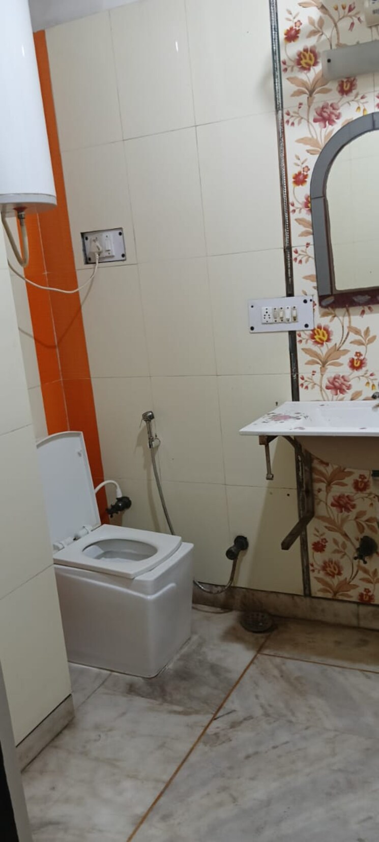 undefined, sector 55 3.5 Bedroom 1710 Sq.Ft. Independent House In Sector 55 Noida 8621159