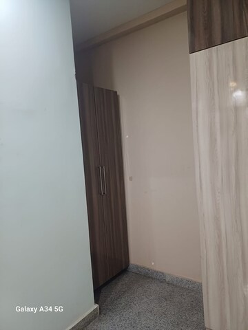 Room in 3.5 BHK Independent House at Sector 51 – for Rent