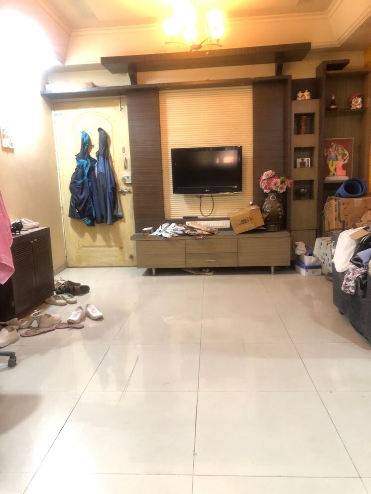 Living Room, g-k-roseland-residency 3 Bedroom 1500 Sq.Ft. Apartment In Pimple Saudagar Pune 8621300