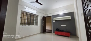 Room in 2 BHK Apartment at Whitefield – for Rent