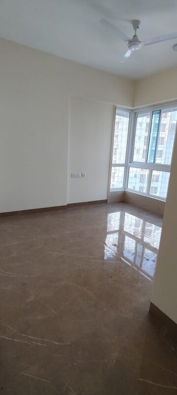 2 BHK Apartment For Rent in Upper East 97, Malad East