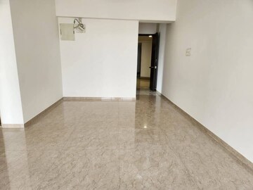 Room in 2 BHK Apartment at Omkar Signet, Malad East – for Rent