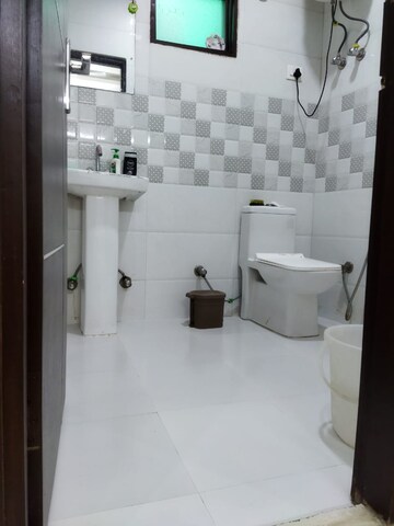  2 BHK Builder Floor at Panchsheel Vihar – for Rent