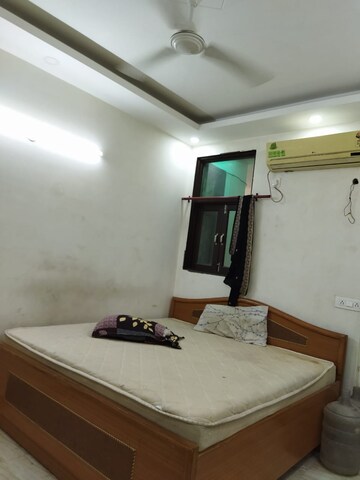 Room in 2 BHK Builder Floor at Panchsheel Vihar – for Rent