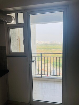 Room in 3 BHK Apartment at Godrej Woods, Sector 43 – for Sale