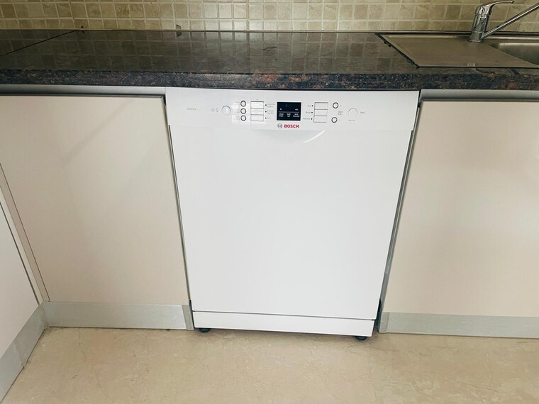 Room, godrej-woods 3 Bedroom 1545 Sq.Ft. Apartment In Sector 43 Noida 8621569