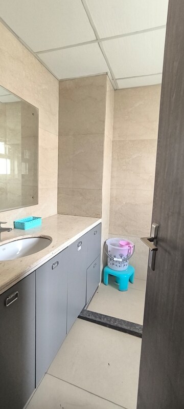 Bathroom in 4 BHK Builder Floor at BPTP Amstoria, Sector 102 – for Rent
