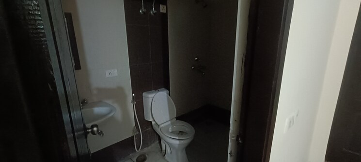 Bathroom, aditya-world-city-residences 2.5 Bedroom 1377 Sq.Ft. Builder Floor In Shahpur Bamheta Ghaziabad 8621690