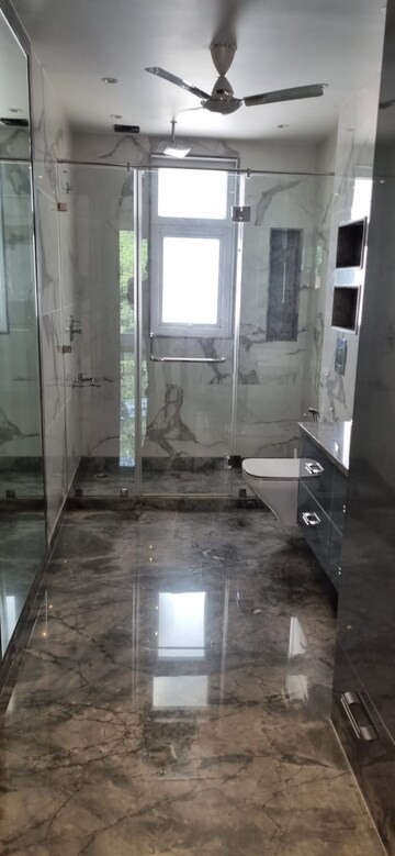 Bathroom in 4 BHK Builder Floor at Safdarjung Enclave – for Rent