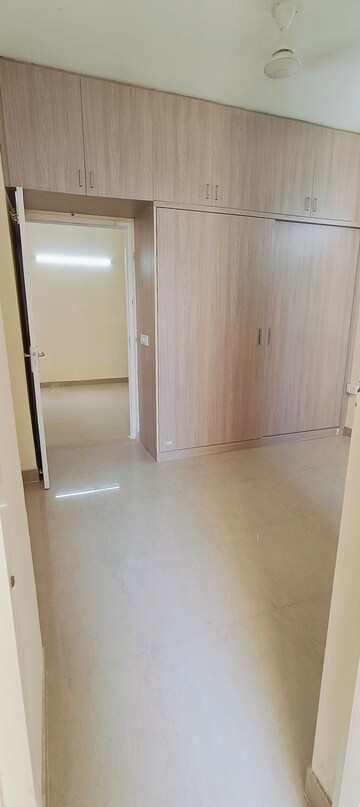 Room in 2 BHK Apartment at Shree Vardhman Mantra, Sector 67 – for Rent