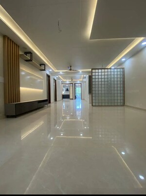 3 BHK Builder Floor For Sale in Sector 135