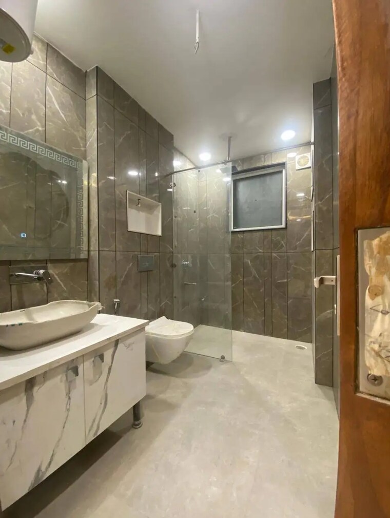 Attached Bathroom, sector 135 3 Bedroom 1275 Sq.Ft. Builder Floor In Sector 135 Noida 8621809
