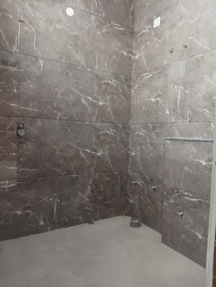 Bathroom, dhakoli 3 Bedroom 1250 Sq.Ft. Builder Floor In Dhakoli Zirakpur 8621929