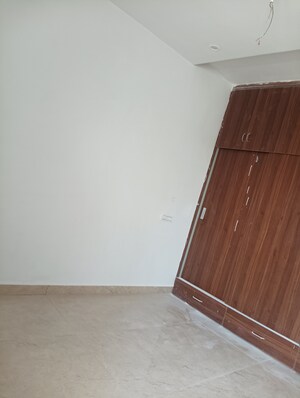 Room in 3 BHK Builder Floor at Dhakoli – for Sale